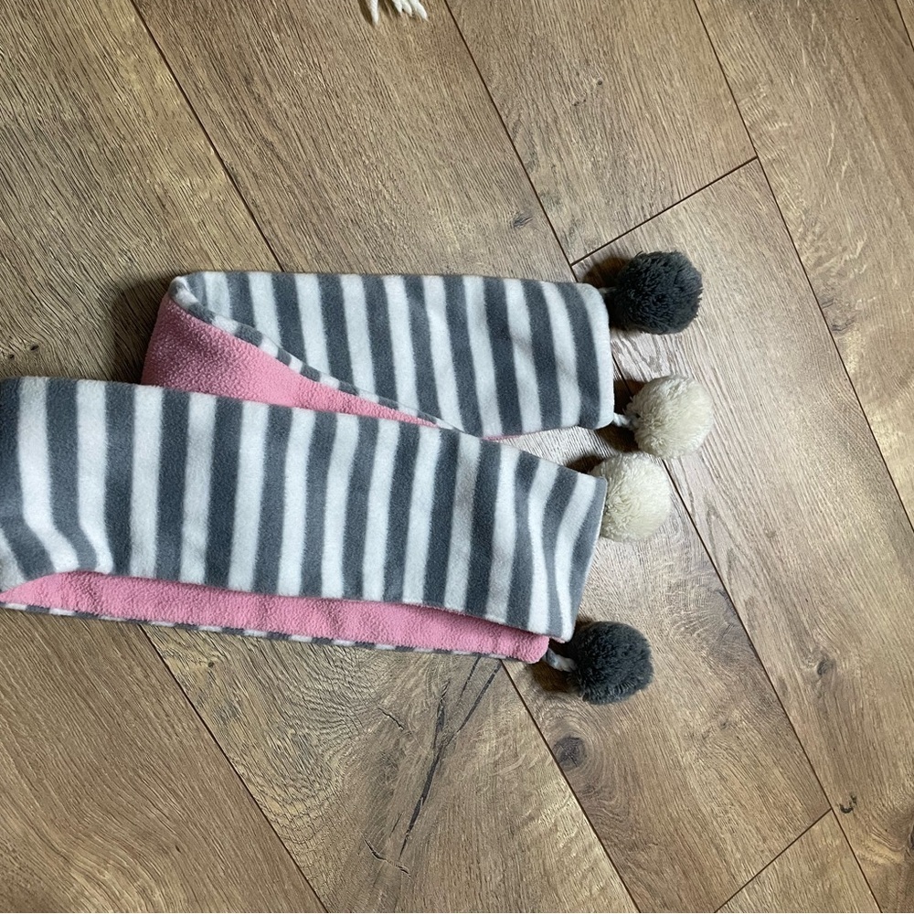 Cozy Kids Scarf Set - Pink, Cream, Gray - Picture 8 of 9